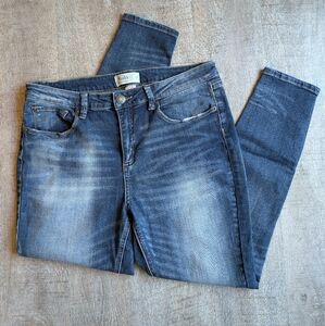 Mudd Flex Stretch High Waisted Cropped Skinny Jeans - Size 15